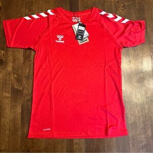 New Hummel Youth Medium Core XK Red Shirt Athletic Sports Performance Be Cool